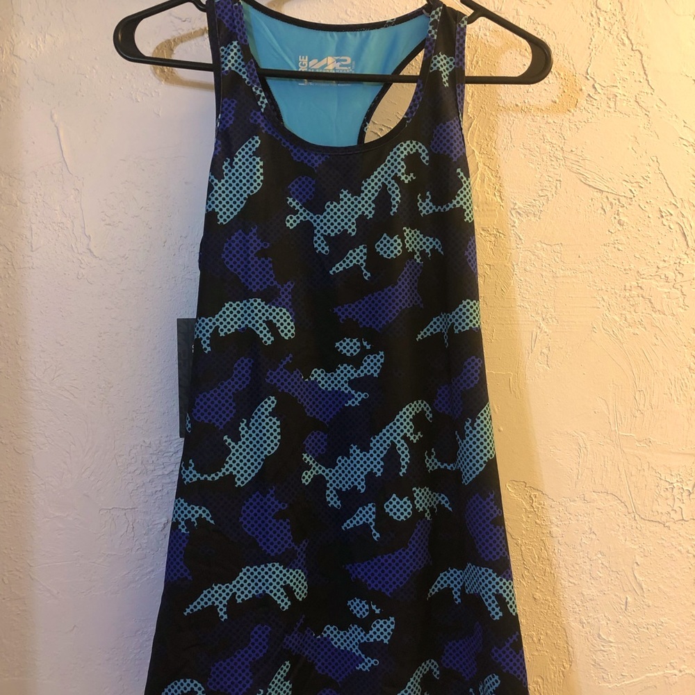 S2 Sportswear.  Workout activewear. Size L